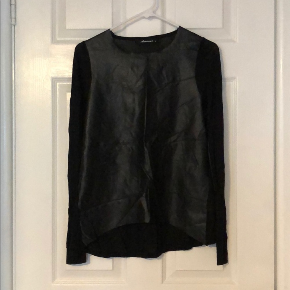 Mixed Textile Sweater.
